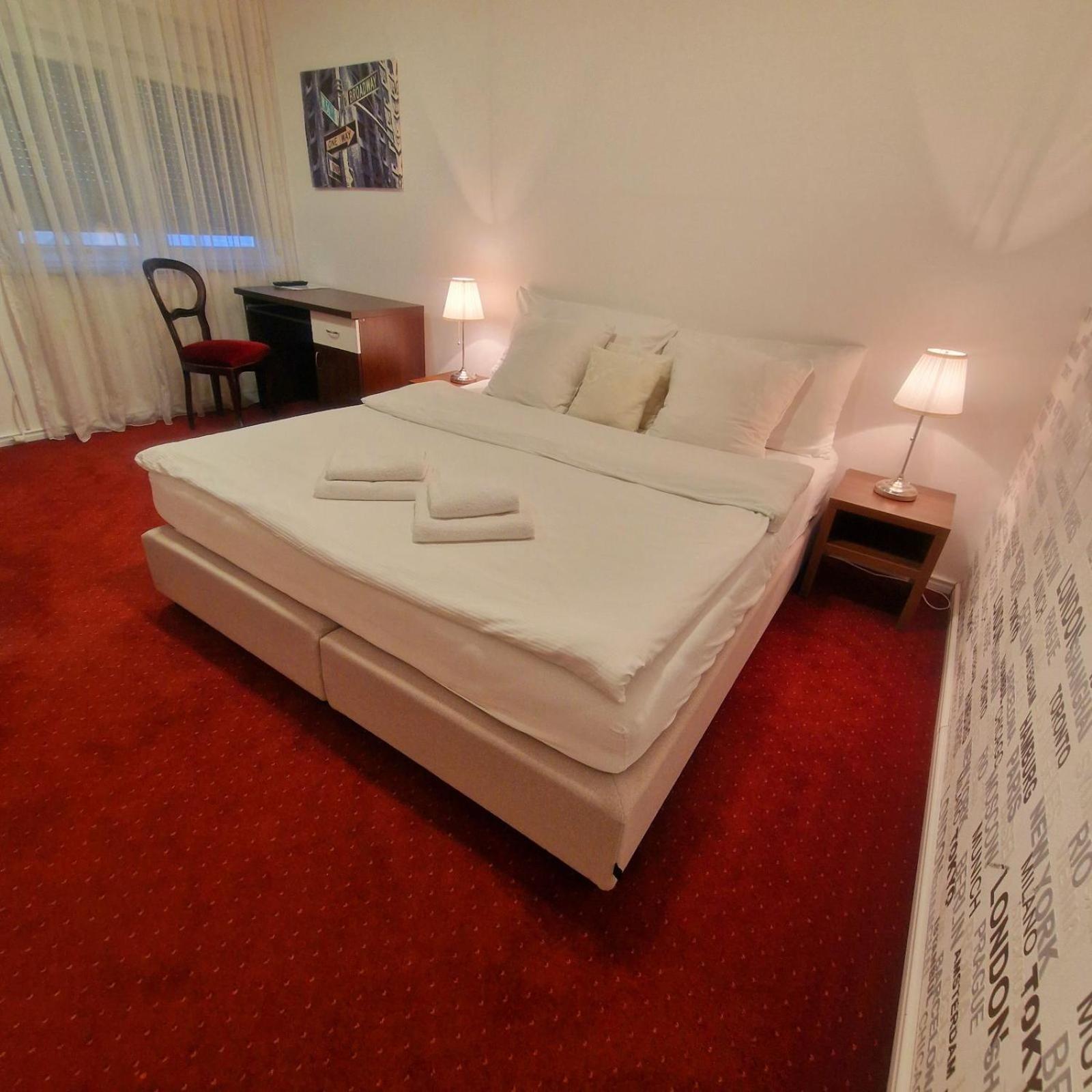 Swiss Plus Hotel Bihac Exterior photo